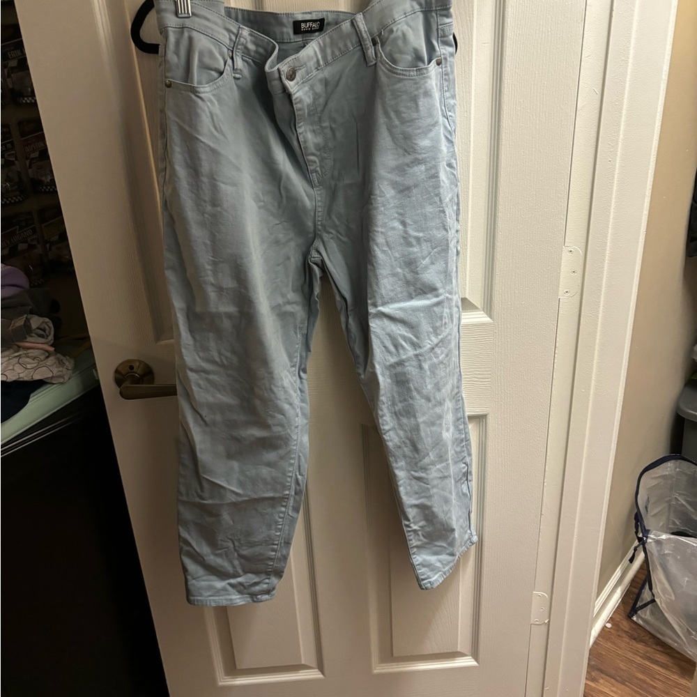 Women’s Light Blue Jeans